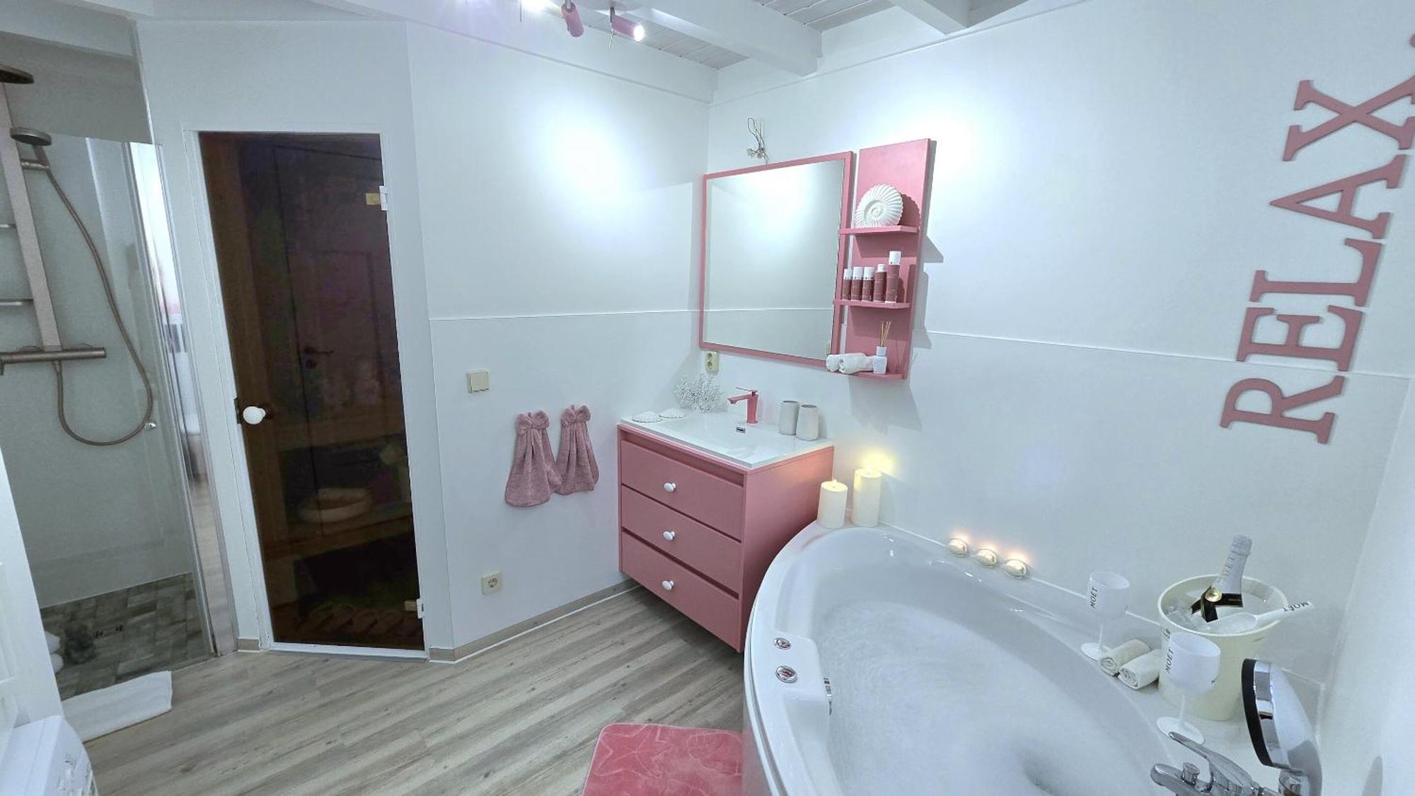 Pink Und Meer - Meerblick, Sauna, Kamin & Whirlpool บาเบอ ภายนอก รูปภาพ